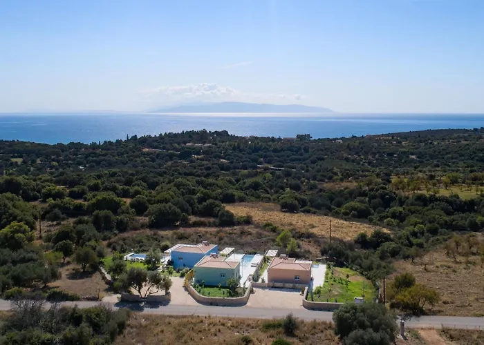 Ioanna Mentoros Villa Karavádhos