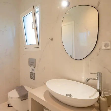 Ioanna Mentoros * Karavádhos